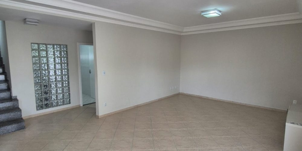 🏡 VENDO CASA EM CONDOMÍNIO EM PIATÃ